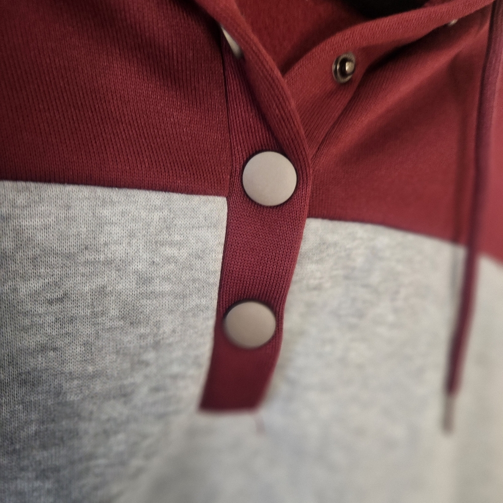Shein curve Maroon, Gray, and Black Colorblock Hoodie. - Picture 7 of 8